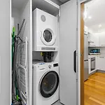 Perfect 2-Bed Inner-City Home With Pool & Bbq Area