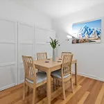 Perfect 2-Bed Inner-City Home With Pool & Bbq Area